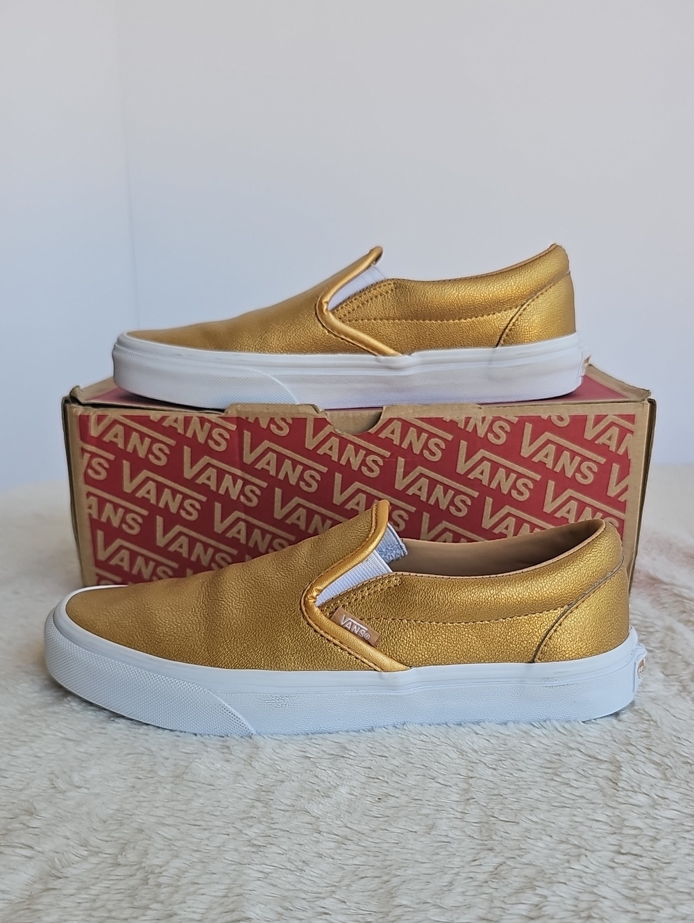 NIB Vans Classic Slip-On Metallic Bronze / True White